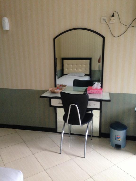 Global Inn Keluarga Sedati Room photo